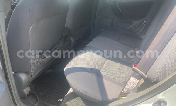 Acheter Occasion Voiture Toyota RAV4 Gris à Yaoundé, Central Cameroon Acheter Occasion Voiture Toyota RAV4 Gris à Yaoundé, Central Cameroon