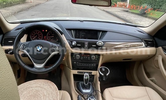 Acheter Occasion Voiture BMW X1 Blanc à Douala, Littoral Cameroon Acheter Occasion Voiture BMW X1 Blanc à Douala, Littoral Cameroon