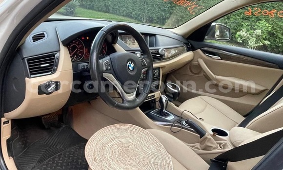 Acheter Occasion Voiture BMW X1 Blanc à Douala, Littoral Cameroon Acheter Occasion Voiture BMW X1 Blanc à Douala, Littoral Cameroon