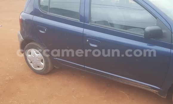 Acheter Occasion Voiture Toyota Yaris Vert à Yaoundé, Central Cameroon Acheter Occasion Voiture Toyota Yaris Vert à Yaoundé, Central Cameroon