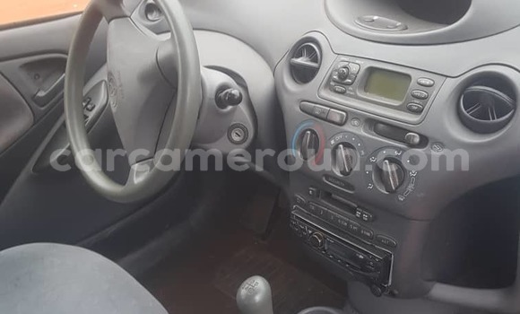 Acheter Occasion Voiture Toyota Yaris Vert à Yaoundé, Central Cameroon Acheter Occasion Voiture Toyota Yaris Vert à Yaoundé, Central Cameroon