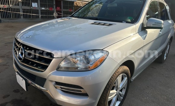 Acheter Neuf Voiture Mercedes‒Benz ML–Class Gris à Yaoundé, Central Cameroon Acheter Neuf Voiture Mercedes‒Benz ML–Class Gris à Yaoundé, Central Cameroon