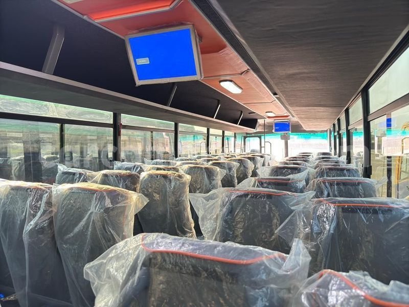 Big with watermark mercedes viano central cameroon yaounde 21450