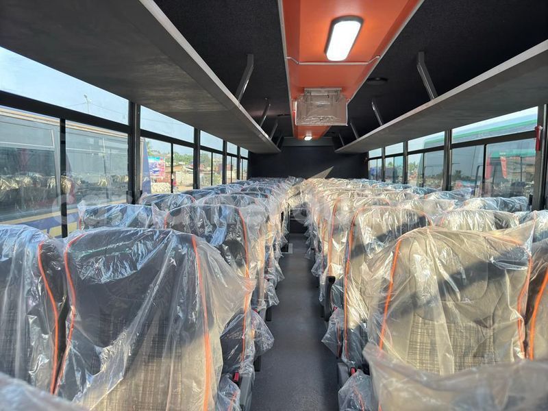 Big with watermark mercedes viano central cameroon yaounde 21450