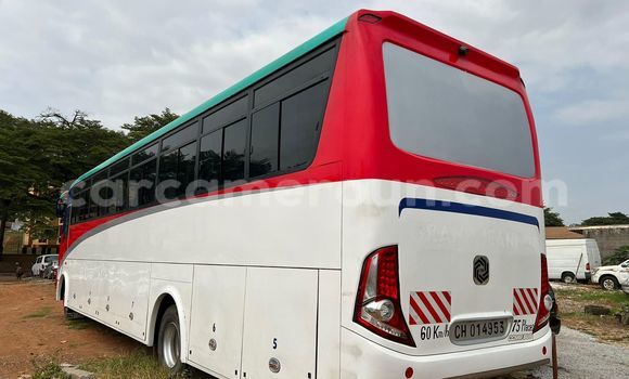 Acheter Occasion Voiture Mercedes Viano Bleu à Yaoundé, Central Cameroon Acheter Occasion Voiture Mercedes Viano Bleu à Yaoundé, Central Cameroon