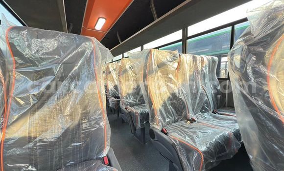 Acheter Occasion Voiture Mercedes Viano Bleu à Yaoundé, Central Cameroon Acheter Occasion Voiture Mercedes Viano Bleu à Yaoundé, Central Cameroon