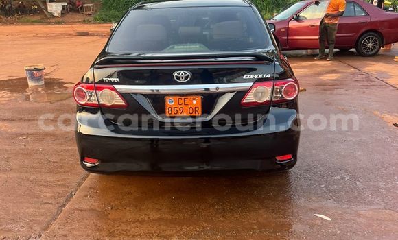 Sayi Na hannu Toyota Corolla Black Mota in Yaounde a Babban Kamaru Sayi Na hannu Toyota Corolla Black Mota in Yaounde a Babban Kamaru