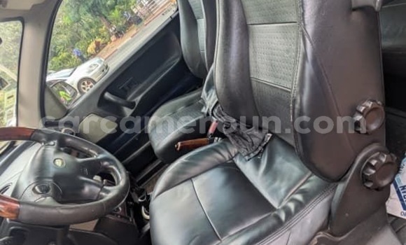 Acheter Occasion Voiture Land Rover Freelander Noir à Yaoundé, Central Cameroon Acheter Occasion Voiture Land Rover Freelander Noir à Yaoundé, Central Cameroon