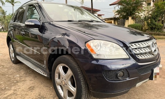 Buy Import Mercedes‒Benz ML–Class Black Car in Douala in Littoral Cameroon