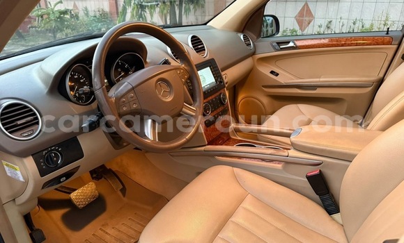 Acheter Import Voiture Mercedes‒Benz ML–Class Noir à Douala, Littoral Cameroon Acheter Import Voiture Mercedes‒Benz ML–Class Noir à Douala, Littoral Cameroon