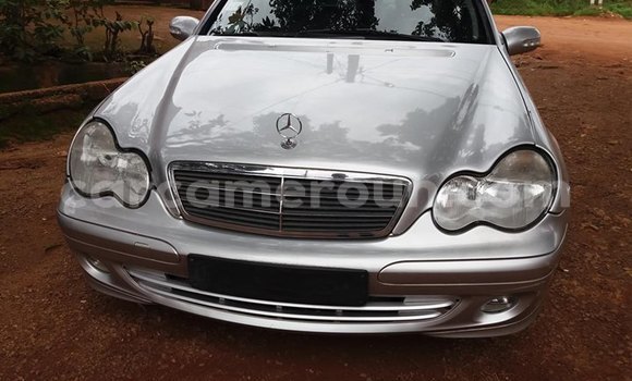 Acheter Occasion Voiture Mercedes‒Benz C–Class Gris à Yaoundé, Central Cameroon Acheter Occasion Voiture Mercedes‒Benz C–Class Gris à Yaoundé, Central Cameroon
