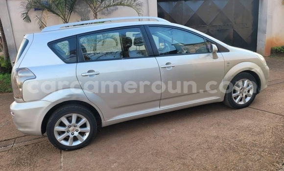Acheter Occasion Voiture Toyota Corolla Gris à Yaoundé, Central Cameroon Acheter Occasion Voiture Toyota Corolla Gris à Yaoundé, Central Cameroon