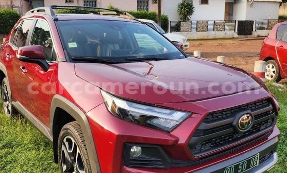 Acheter Occasion Voiture Toyota RAV4 Rouge à Yaoundé, Central Cameroon Acheter Occasion Voiture Toyota RAV4 Rouge à Yaoundé, Central Cameroon