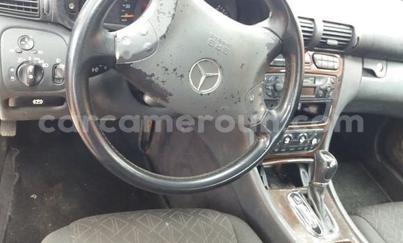 Acheter Occasion Voiture Mercedes‒Benz C–Class Gris à Yaoundé, Central Cameroon Acheter Occasion Voiture Mercedes‒Benz C–Class Gris à Yaoundé, Central Cameroon
