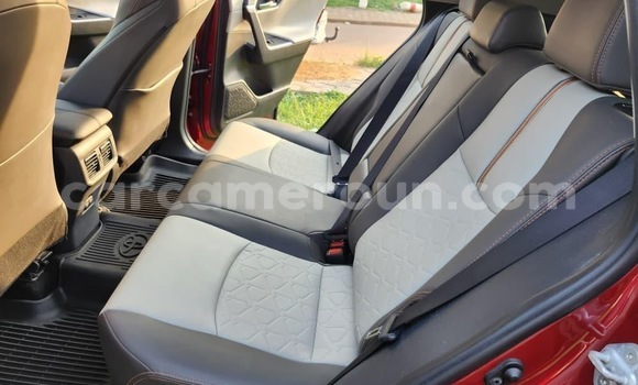 Acheter Occasion Voiture Toyota RAV4 Rouge à Yaoundé, Central Cameroon Acheter Occasion Voiture Toyota RAV4 Rouge à Yaoundé, Central Cameroon