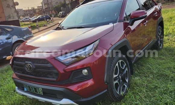 Acheter Occasion Voiture Toyota RAV4 Rouge à Yaoundé, Central Cameroon Acheter Occasion Voiture Toyota RAV4 Rouge à Yaoundé, Central Cameroon