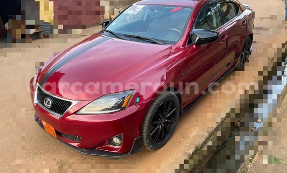 Acheter Occasion Voiture Lexus IS Rouge à Yaoundé, Central Cameroon Acheter Occasion Voiture Lexus IS Rouge à Yaoundé, Central Cameroon