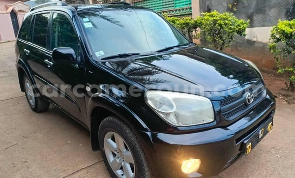Sayi Na hannu Toyota RAV4 Black Mota in Yaounde a Babban Kamaru Sayi Na hannu Toyota RAV4 Black Mota in Yaounde a Babban Kamaru