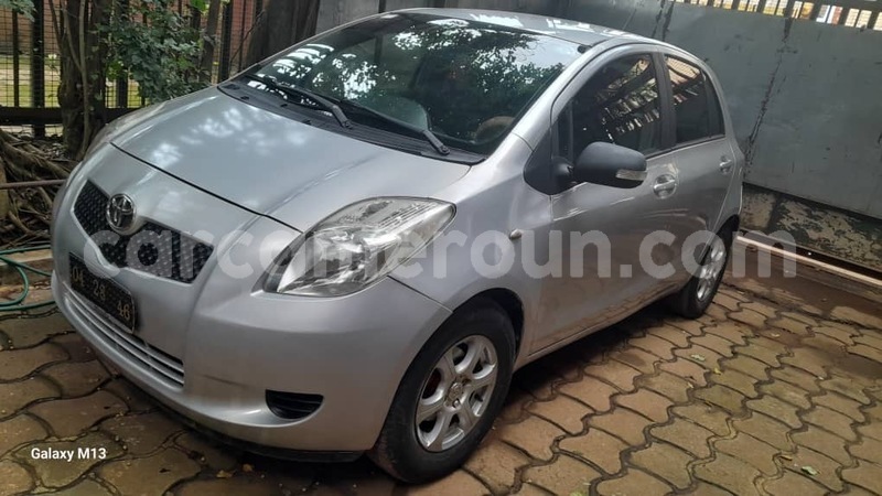 Big with watermark toyota vitz central cameroon yaounde 21465
