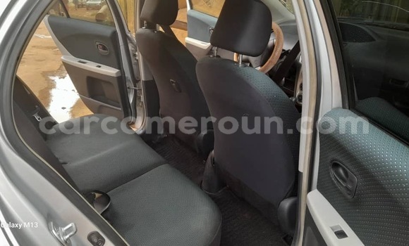 Acheter Occasion Voiture Toyota Vitz Gris à Yaoundé, Central Cameroon Acheter Occasion Voiture Toyota Vitz Gris à Yaoundé, Central Cameroon