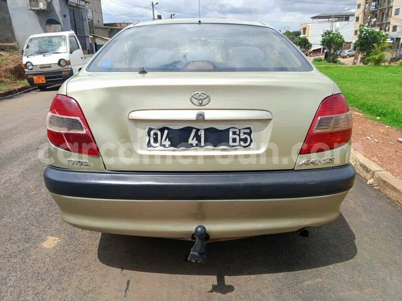 Big with watermark toyota avensis central cameroon yaounde 21469