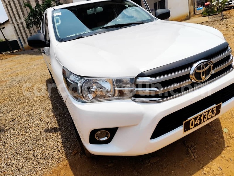Big with watermark toyota hilux central cameroon yaounde 21475