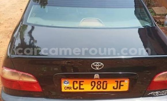 Sayi Na hannu Toyota Avensis Black Mota in Yaounde a Babban Kamaru Sayi Na hannu Toyota Avensis Black Mota in Yaounde a Babban Kamaru