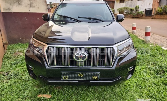 Acheter Occasion Voiture Toyota Land Cruiser Prado Noir à Yaoundé, Central Cameroon