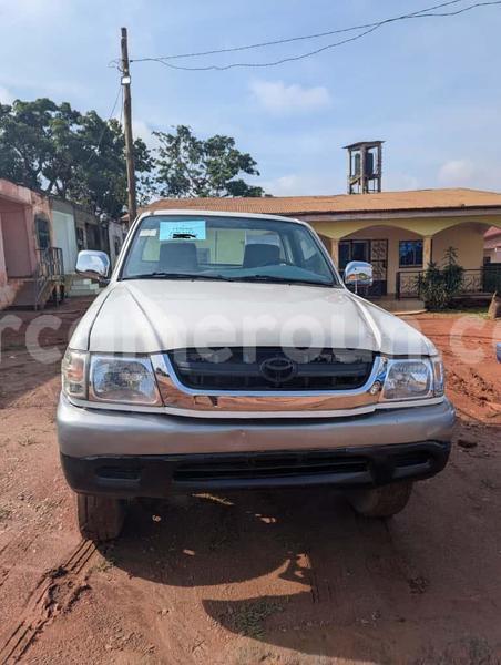 Big with watermark toyota hiluxe vigo central cameroon yaounde 21509
