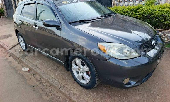 Sayi Na hannu Toyota Matrix Black Mota in Yaounde a Babban Kamaru Sayi Na hannu Toyota Matrix Black Mota in Yaounde a Babban Kamaru