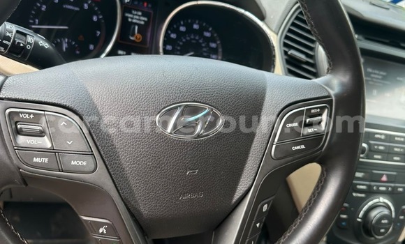 Sayi Sabo Hyundai Santa Fe Black Mota in Yaounde a Babban Kamaru Sayi Sabo Hyundai Santa Fe Black Mota in Yaounde a Babban Kamaru