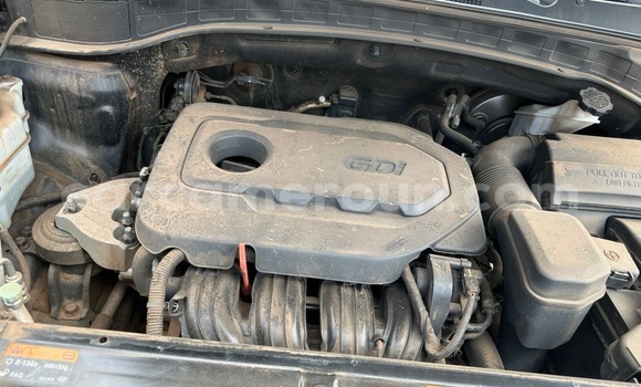 Sayi Sabo Hyundai Santa Fe Black Mota in Yaounde a Babban Kamaru Sayi Sabo Hyundai Santa Fe Black Mota in Yaounde a Babban Kamaru