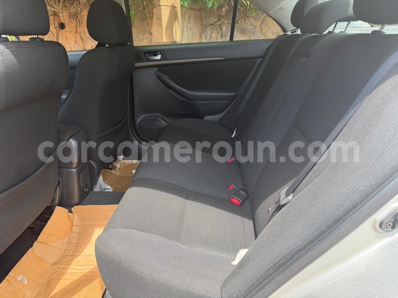 Big with watermark toyota avensis central cameroon yaounde 21535