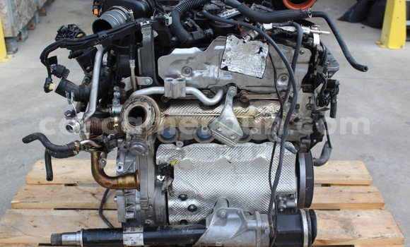 Acheter 2020 MERCEDES BENZ CLA à Douala, Littoral Cameroon Acheter 2020 MERCEDES BENZ CLA à Douala, Littoral Cameroon