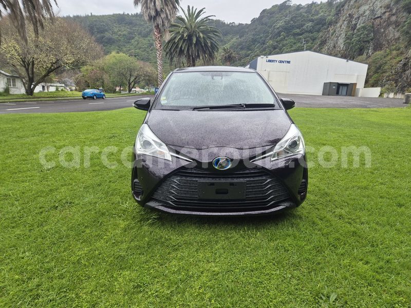 Big with watermark toyota vitz littoral cameroon douala 21565