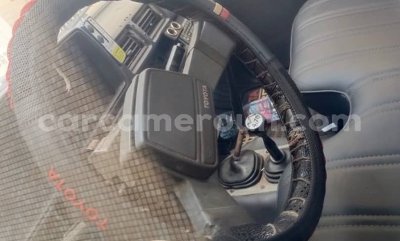 Acheter Occasion Voiture Toyota Hilux Bleu à Douala, Littoral Cameroon Acheter Occasion Voiture Toyota Hilux Bleu à Douala, Littoral Cameroon