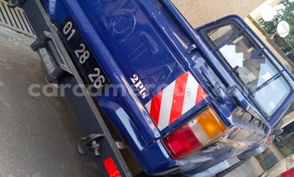 Acheter Occasion Voiture Toyota Hilux Bleu à Douala, Littoral Cameroon Acheter Occasion Voiture Toyota Hilux Bleu à Douala, Littoral Cameroon