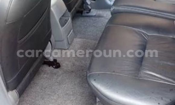 Sayi Na hannu Toyota RAV4 Black Mota in Yaounde a Babban Kamaru Sayi Na hannu Toyota RAV4 Black Mota in Yaounde a Babban Kamaru