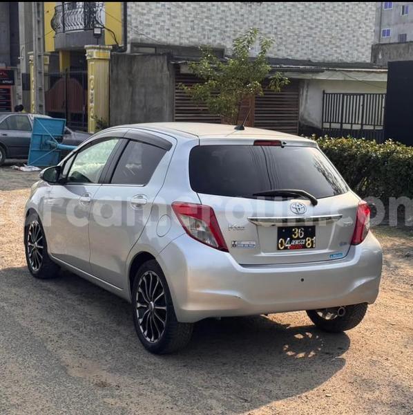 Big with watermark toyota vitz littoral cameroon douala 21578