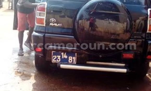 Sayi Na hannu Toyota RAV4 Black Mota in Yaounde a Babban Kamaru Sayi Na hannu Toyota RAV4 Black Mota in Yaounde a Babban Kamaru