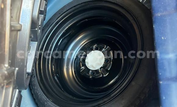 Sayi Na hannu Toyota Yaris Blue Mota in Yaounde a Babban Kamaru Sayi Na hannu Toyota Yaris Blue Mota in Yaounde a Babban Kamaru