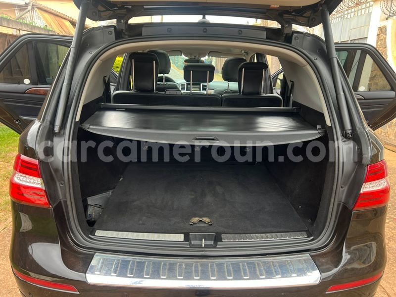 Big with watermark mercedes benz ml class central cameroon yaounde 21588