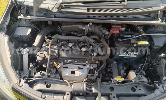 Sayi Sabo Toyota Vitz Black Mota in Yaounde a Babban Kamaru Sayi Sabo Toyota Vitz Black Mota in Yaounde a Babban Kamaru