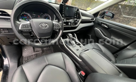 Acheter Occasion Voiture Toyota Highlander Noir à Douala, Littoral Cameroon Acheter Occasion Voiture Toyota Highlander Noir à Douala, Littoral Cameroon