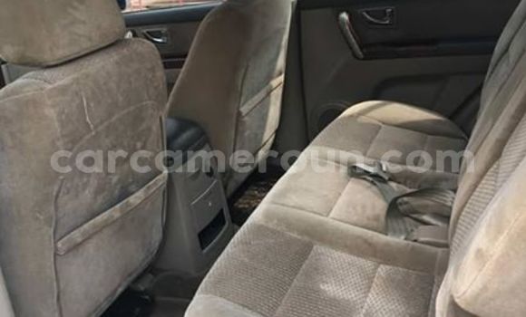 Sayi Na hannu Kia Sorento Azurfa Mota in Yaounde a Babban Kamaru Sayi Na hannu Kia Sorento Azurfa Mota in Yaounde a Babban Kamaru