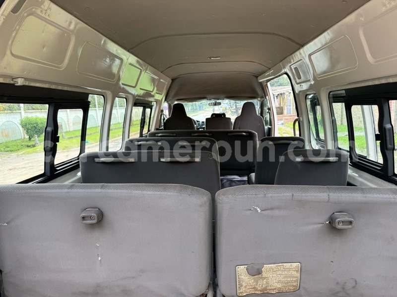 Big with watermark toyota hiace littoral cameroon douala 21592