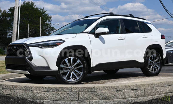 Acheter Occasion Voiture Toyota Corolla Cross Blanc à Yaoundé, Central Cameroon Acheter Occasion Voiture Toyota Corolla Cross Blanc à Yaoundé, Central Cameroon