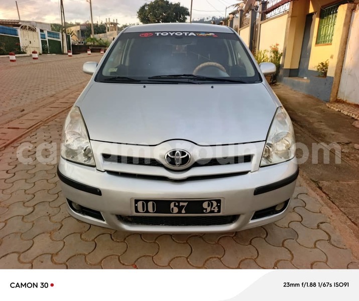 Big with watermark toyota corolla verso central cameroon yaounde 21605