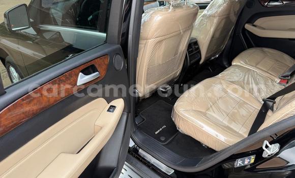 Sayi Na hannu Mercedes‒Benz ML–Class Black Mota in Yaounde a Babban Kamaru Sayi Na hannu Mercedes‒Benz ML–Class Black Mota in Yaounde a Babban Kamaru