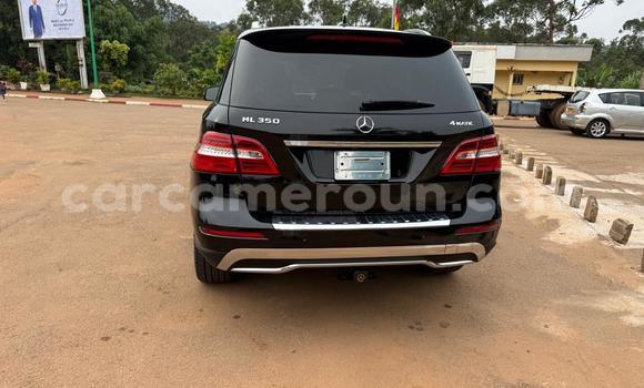 Sayi Na hannu Mercedes‒Benz ML–Class Black Mota in Yaounde a Babban Kamaru Sayi Na hannu Mercedes‒Benz ML–Class Black Mota in Yaounde a Babban Kamaru